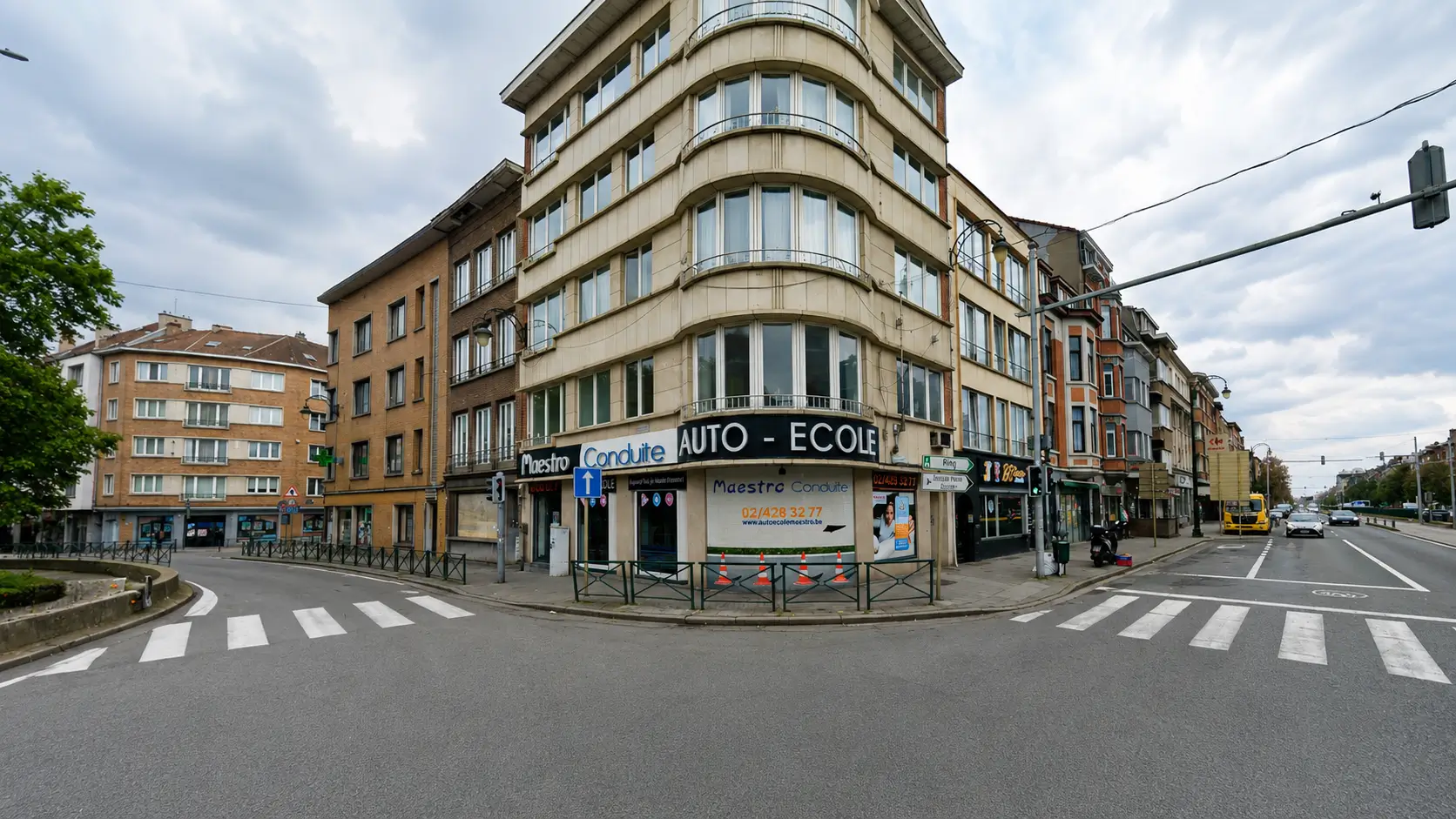 Façade et bureaux Maestro Conduite à Ganshoren